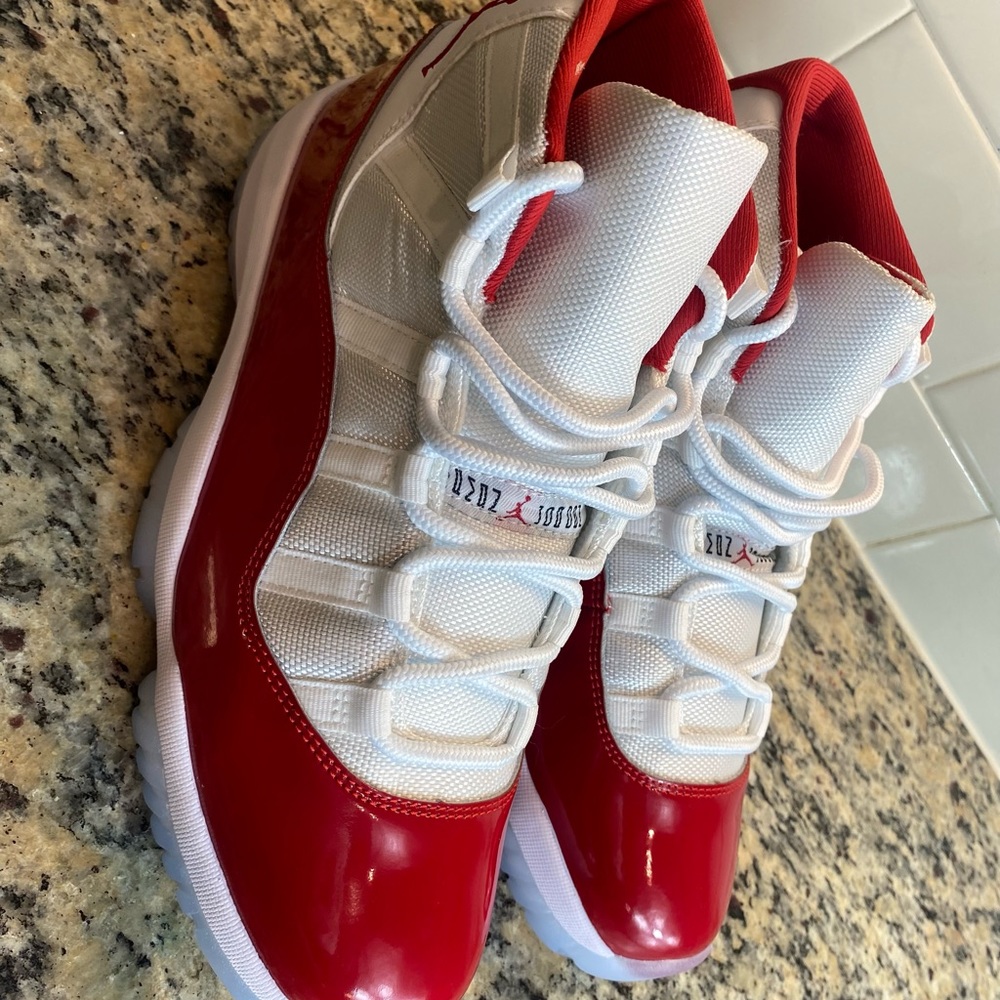Jordan Cherry 11 Size 13 - Picture 10 of 14